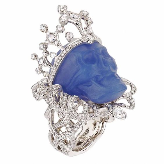Dior Fine Jewelry. Виктуар де Кастельян коллекция «Свадьба вампира» линия «Королевы и Короли»