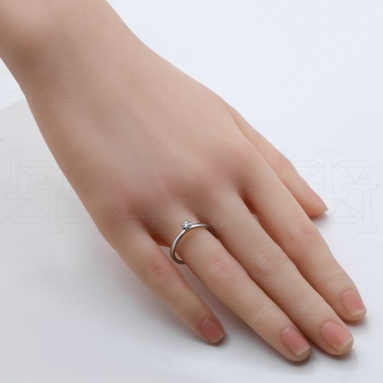 Фото - Кольцо из белого золота с бриллиантом из коллекции "Помолвка" R10185-16050 (515)