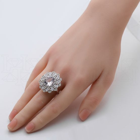 Фото - Кольцо из белого золота с морганитом и бриллиантами из коллекции "786" R10078-15831 (786)