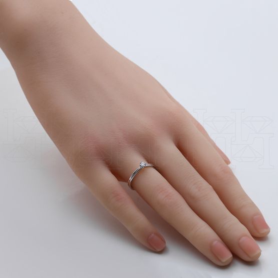 Фото - Кольцо из белого золота с бриллиантом из коллекции "Помолвка" R10147-15980 (515)