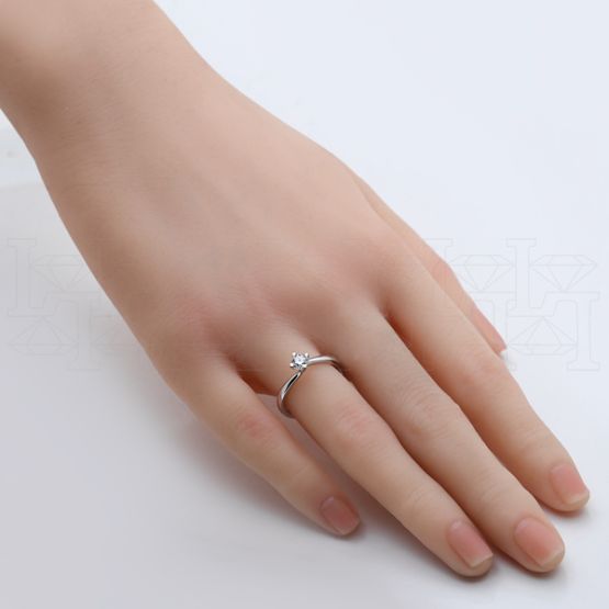 Фото - Кольцо из белого золота с бриллиантом из коллекции "Помолвка" R10173-16012 (514)