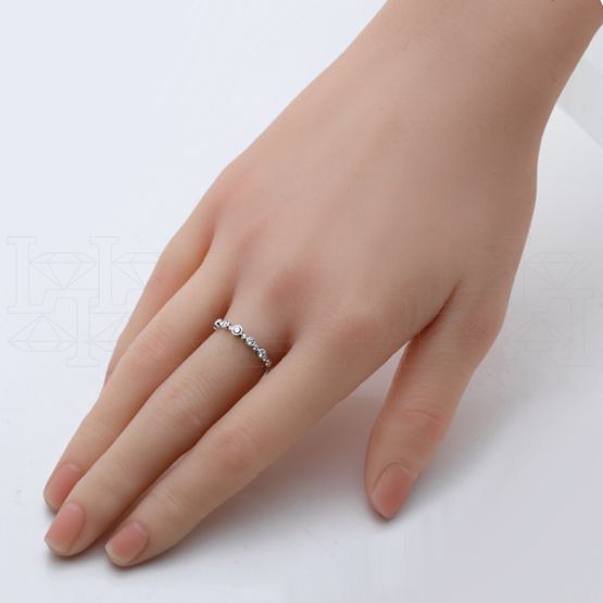 Фото - Кольцо из белого золота с бриллиантами из коллекции "Традиционные" R5928-15596 (245)