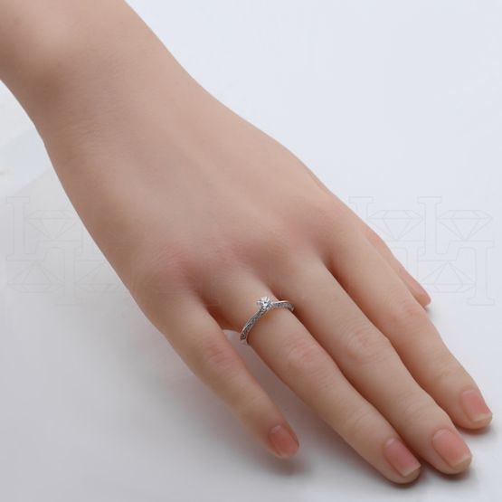 Фото - Кольцо из белого золота с бриллиантом из коллекции "Помолвка" R10130-15963 (514)