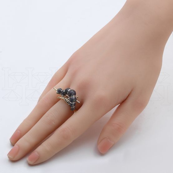 Фото - Кольцо из цветного золота с цветными сапфирами из коллекции "Мутабор" R10064-15865 (762)