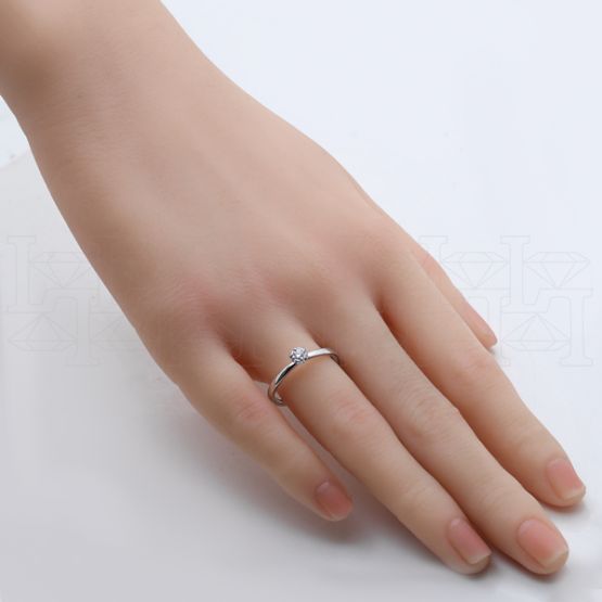 Фото - Кольцо из белого золота с бриллиантом из коллекции "Помолвка" R10186-16051 (515)