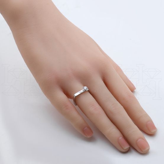 Фото - Кольцо квадратное из белого золота с бриллиантом из коллекции "Помолвка" R10178-16040 (515)