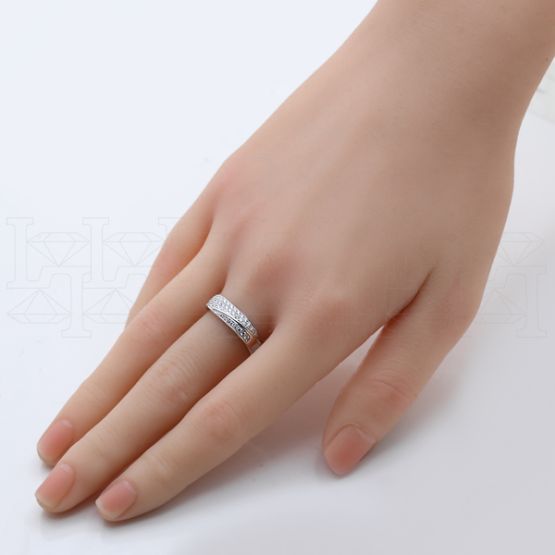 Фото - Кольцо квадратное из белого золота с бриллиантами из коллекции "Чистая линия" R6827-9409 (781)