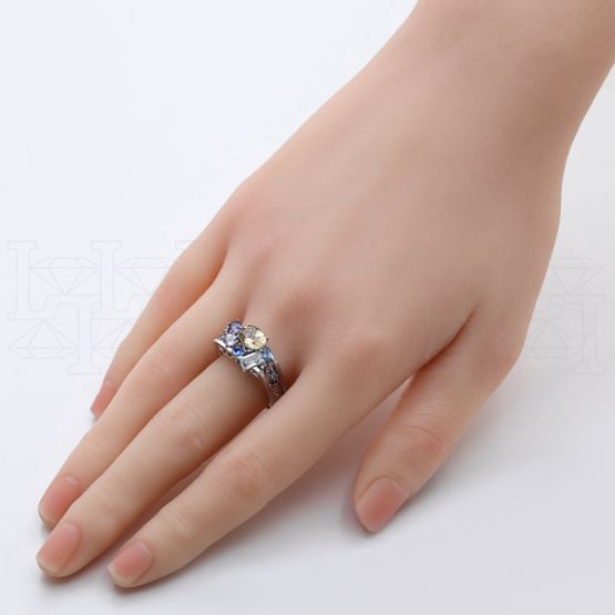 Фото - Кольцо квадратное из белого золота с цитрином из коллекции "Город порт" R10234-16193 (451)