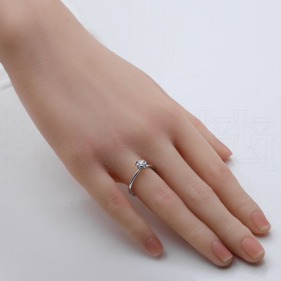 Фото - Кольцо из белого золота с бриллиантом из коллекции "Помолвка" R10153-15986 (514)
